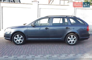 Универсал Skoda Octavia 2010 в 