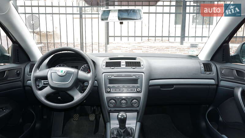 Универсал Skoda Octavia 2010 в Виннице