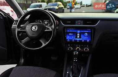 Лифтбек Skoda Octavia 2015 в 