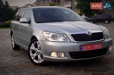 Универсал Skoda Octavia 2010 в 