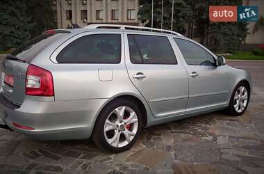 Универсал Skoda Octavia 2010 в 