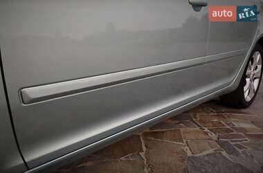 Универсал Skoda Octavia 2010 в 