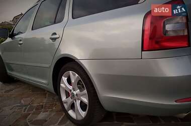 Универсал Skoda Octavia 2010 в 