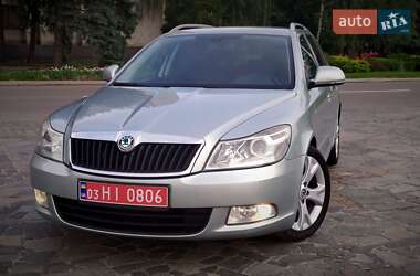 Универсал Skoda Octavia 2010 в 