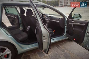 Универсал Skoda Octavia 2010 в 