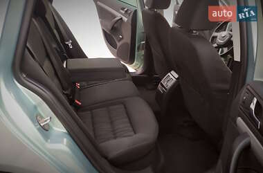 Универсал Skoda Octavia 2010 в 
