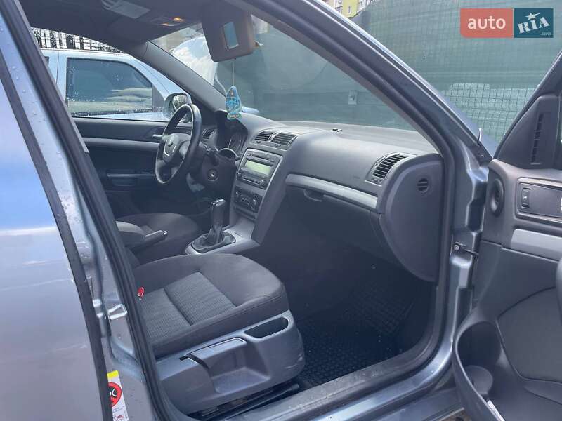 Лифтбек Skoda Octavia 2012 в Киеве