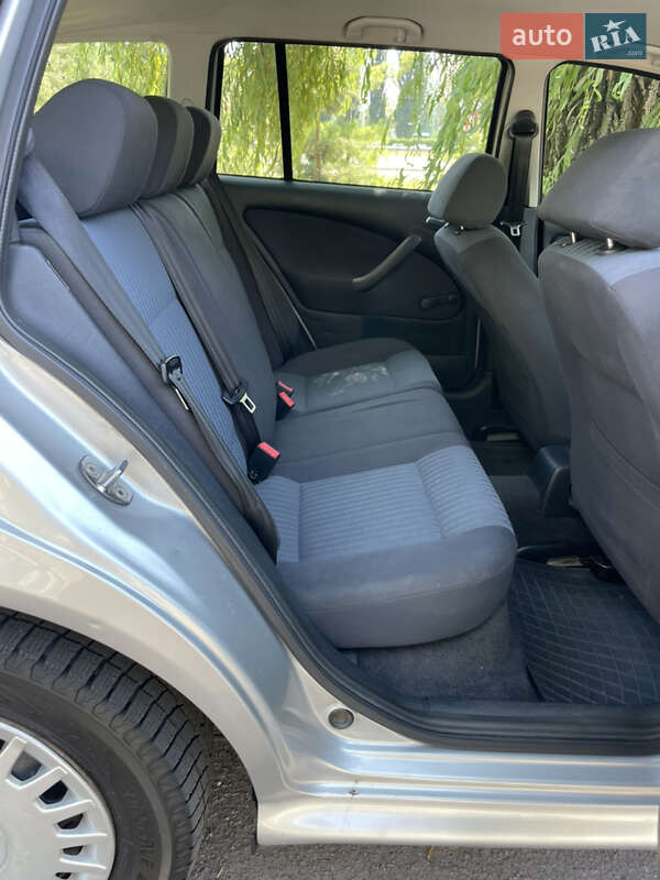 Универсал Skoda Octavia 2006 в Киеве