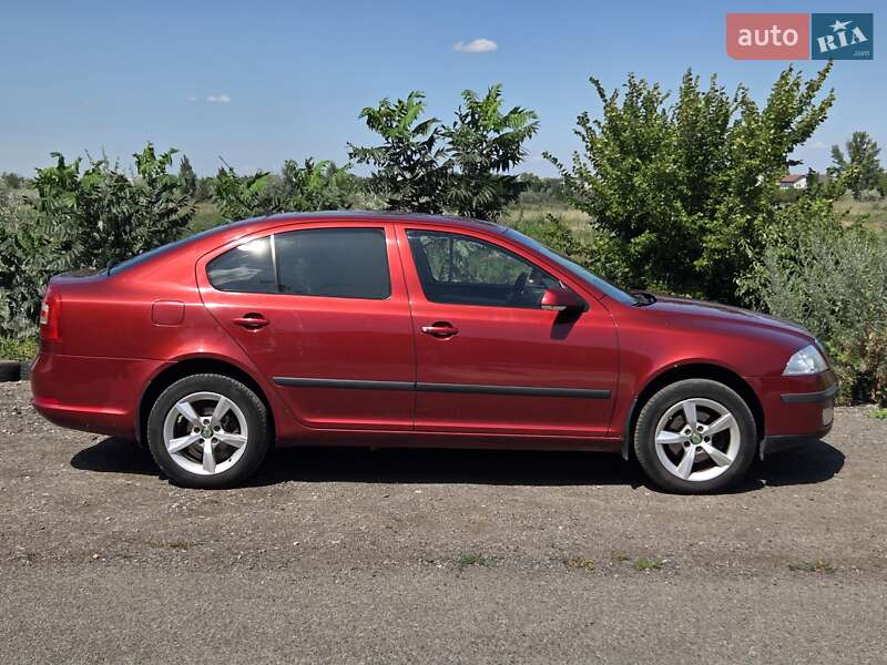 Ліфтбек Skoda Octavia 2008 в Новомосковську