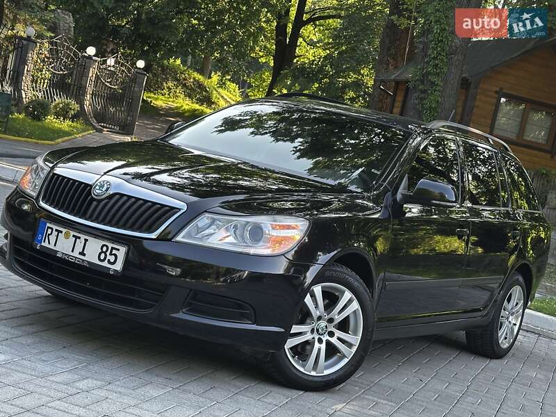 Універсал Skoda Octavia 2011 в Дрогобичі