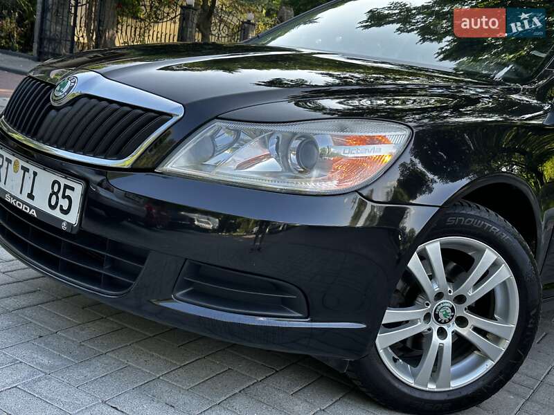 Універсал Skoda Octavia 2011 в Дрогобичі