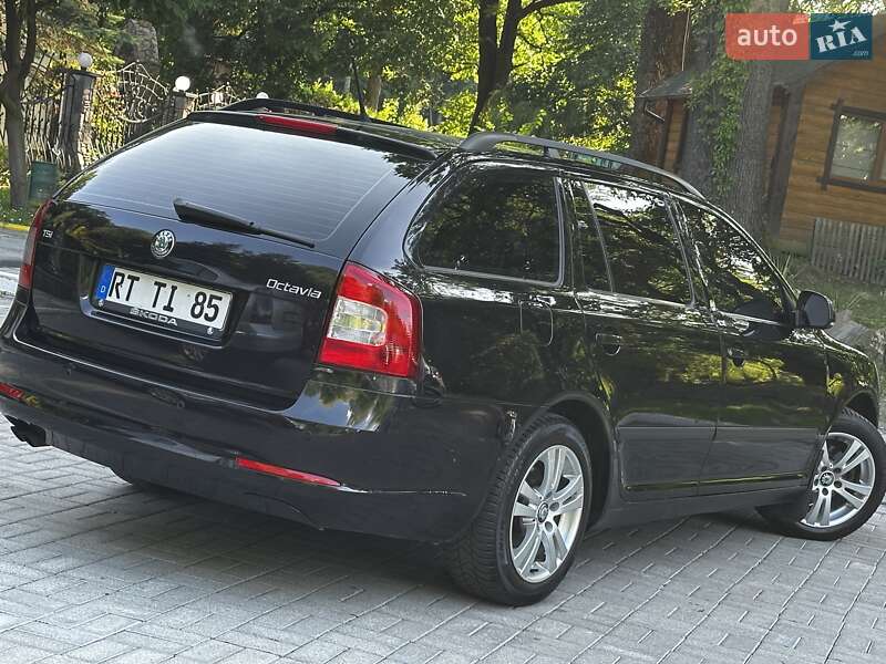 Універсал Skoda Octavia 2011 в Дрогобичі
