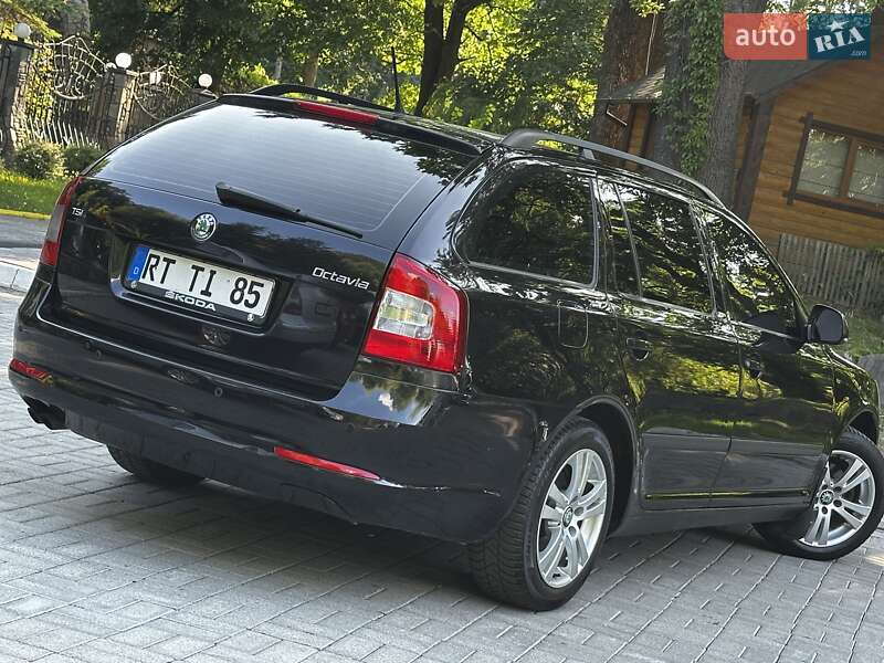 Універсал Skoda Octavia 2011 в Дрогобичі