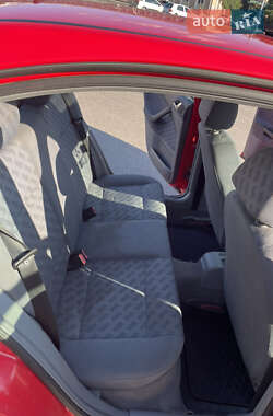 Лифтбек Skoda Octavia 1998 в 