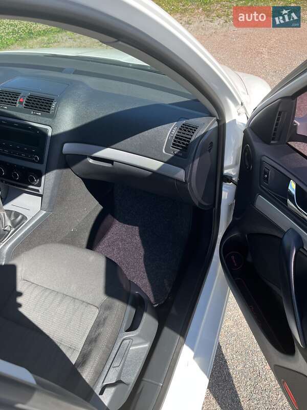 Лифтбек Skoda Octavia 2011 в Киеве