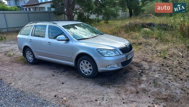 Универсал Skoda Octavia 2010 в 