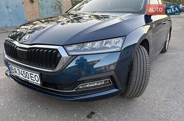 Лифтбек Skoda Octavia 2021 в 