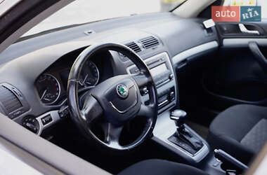 Лифтбек Skoda Octavia 2009 в 