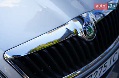 Лифтбек Skoda Octavia 2009 в 