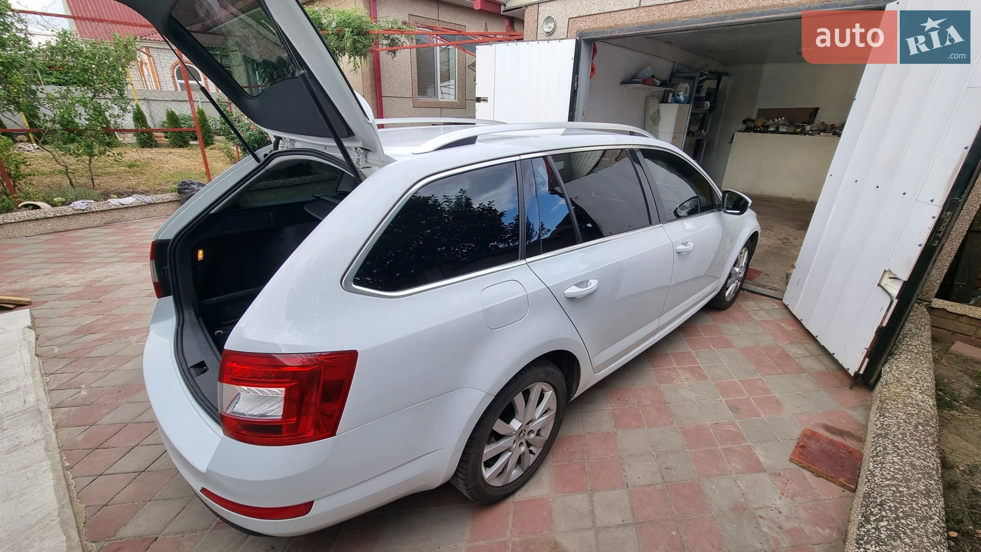 2016 Skoda Octavia - мініатюра 27