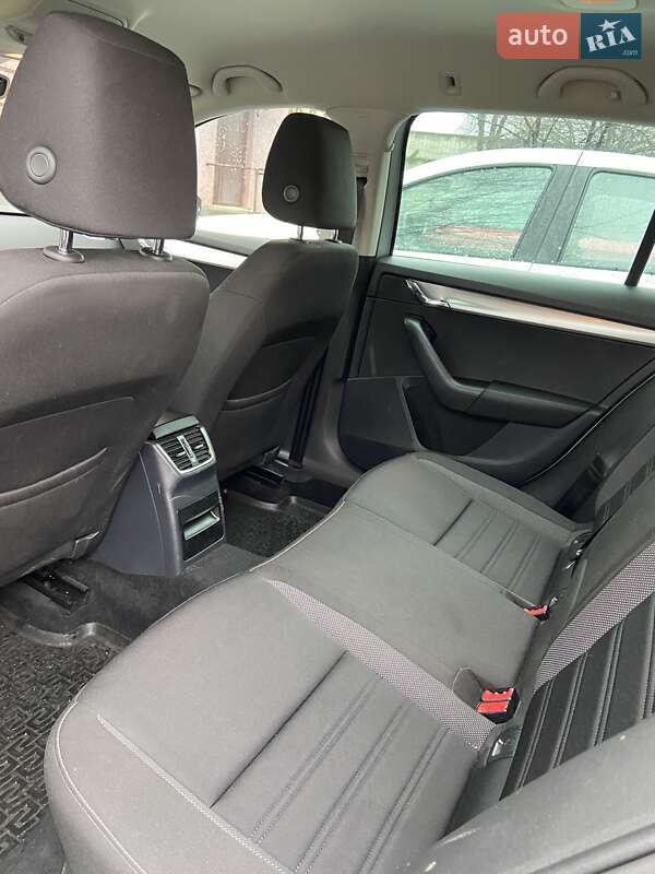 Універсал Skoda Octavia 2017 в Львові фото 9 Універсал Skoda Octavia 2017 в Львові