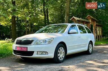 Универсал Skoda Octavia 2012 в Ровно