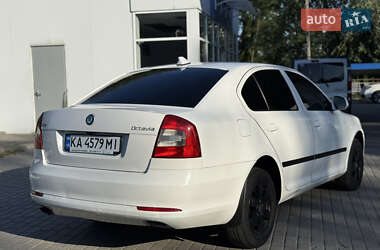 Лифтбек Skoda Octavia 2010 в 