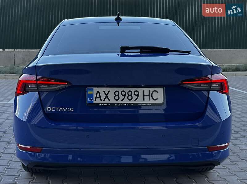Лифтбек Skoda Octavia 2021 в Киеве