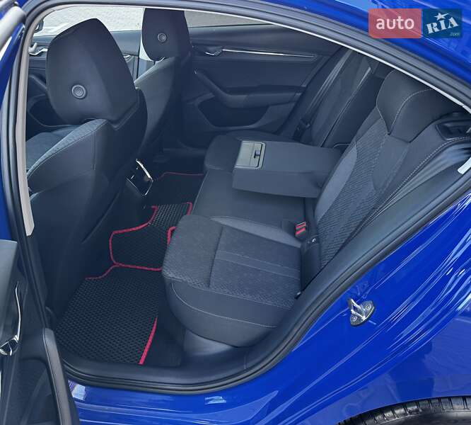 Лифтбек Skoda Octavia 2021 в Киеве