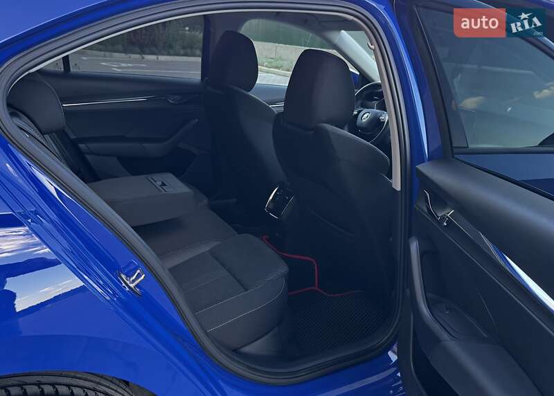Лифтбек Skoda Octavia 2021 в Киеве