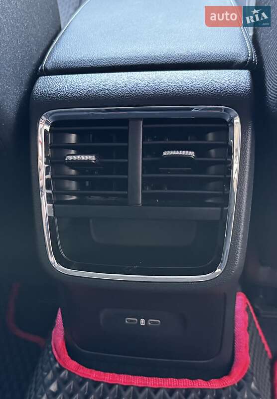 Лифтбек Skoda Octavia 2021 в Киеве