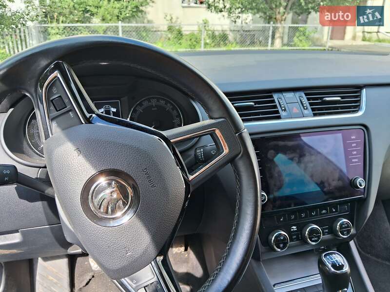 Универсал Skoda Octavia 2020 в Бориславе