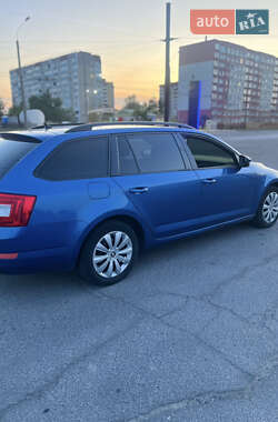 Универсал Skoda Octavia 2015 в 