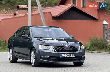 Лифтбек Skoda Octavia 2018 в Ужгороде