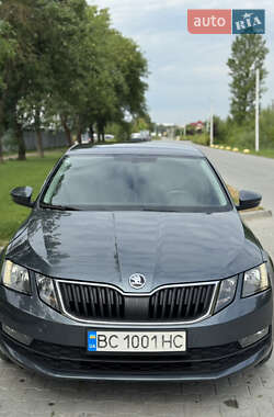 Лифтбек Skoda Octavia 2017 в Львове