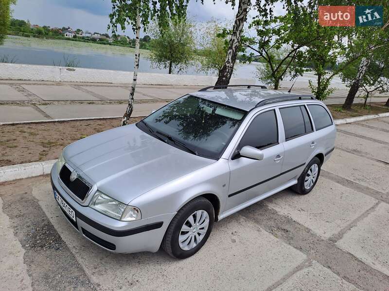 Универсал Skoda Octavia 2008 в Староконстантинове