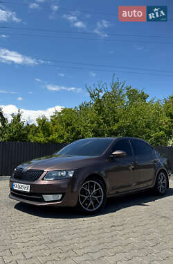 Лифтбек Skoda Octavia 2017 в Львове