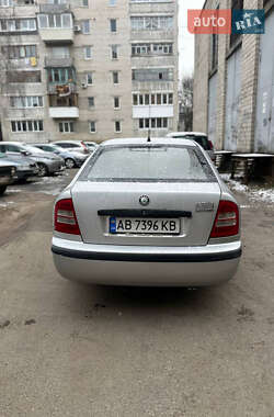 Лифтбек Skoda Octavia 2004 в 