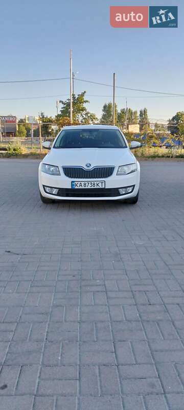 Лифтбек Skoda Octavia 2013 в 