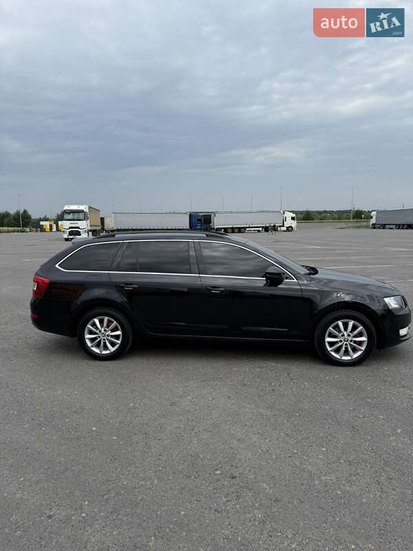 Універсал Skoda Octavia 2016 в Яворові