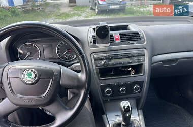 Универсал Skoda Octavia 2010 в 