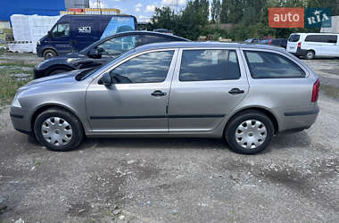 Универсал Skoda Octavia 2010 в 