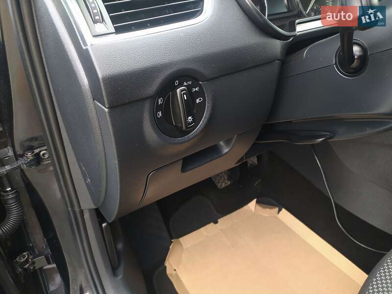 Универсал Skoda Octavia 2015 в Дубно