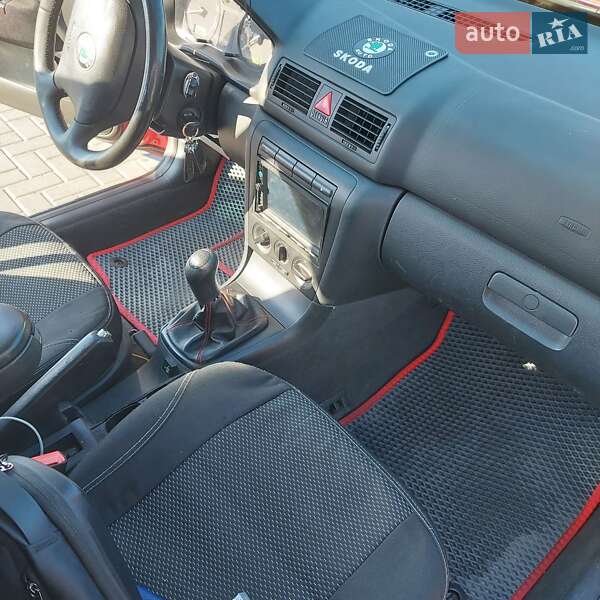 Лифтбек Skoda Octavia 2005 в Днепре