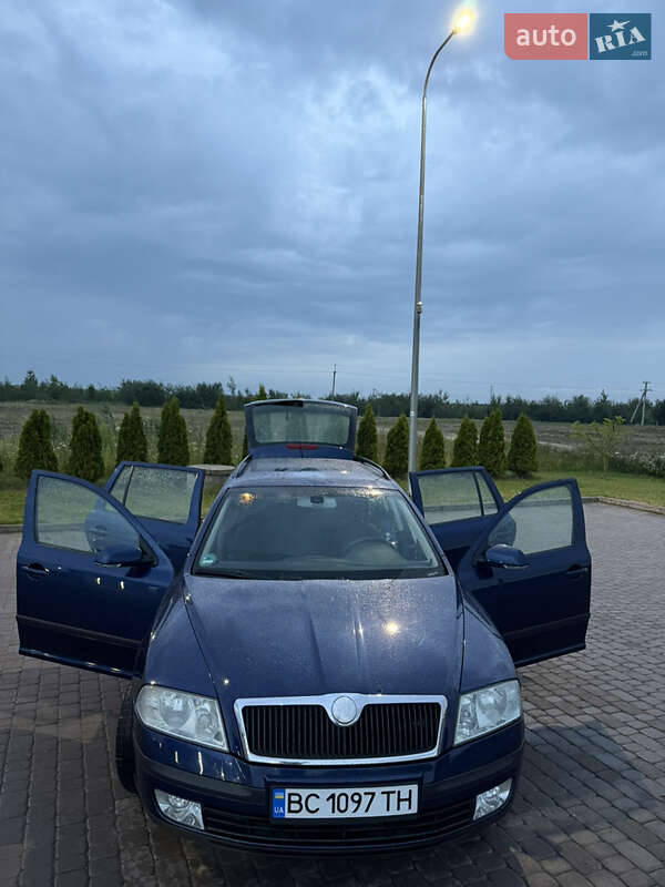 Универсал Skoda Octavia 2005 в Городке