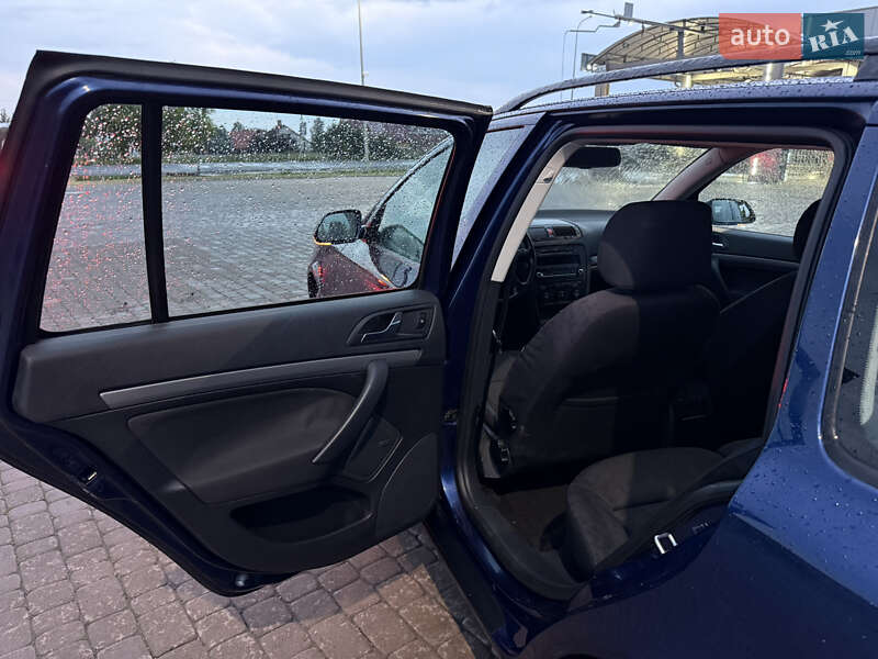 Универсал Skoda Octavia 2005 в Городке