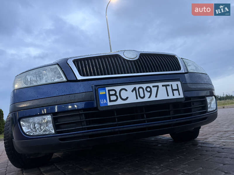 Универсал Skoda Octavia 2005 в Городке