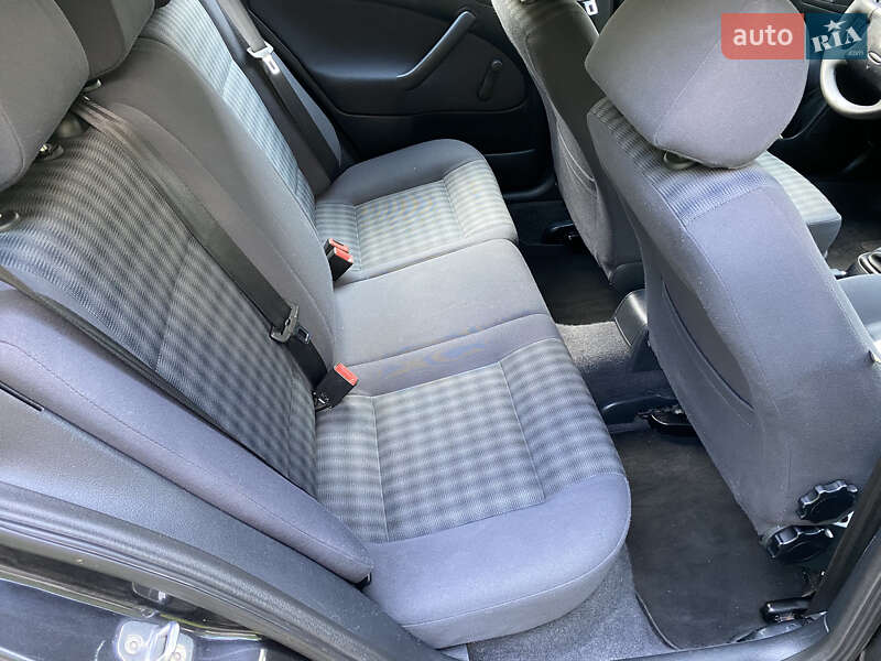 Универсал Skoda Octavia 2006 в Киеве
