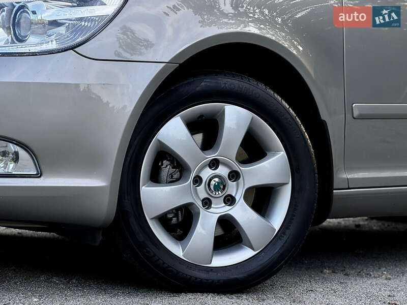Лифтбек Skoda Octavia 2010 в Виннице