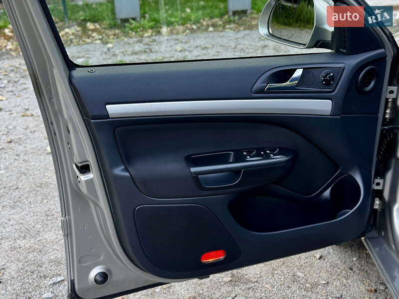 Лифтбек Skoda Octavia 2010 в Виннице